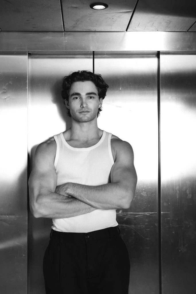 Swiss model Pascal in front of the camera inside the 260qm studio lift in Schönenwerd