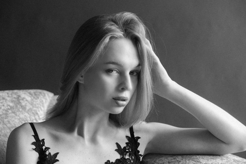 Olivia Miller photo shoot